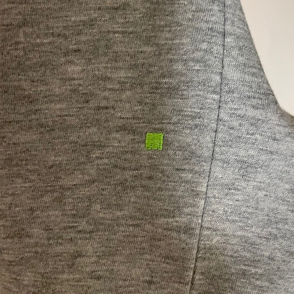 SOLD - Gray Hugo boss t shirt - Picture 6 of 6